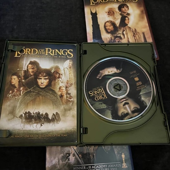 THE Lord of the Rings Trilogy Wide Screen Movie DVDs - Picture 2 of 7